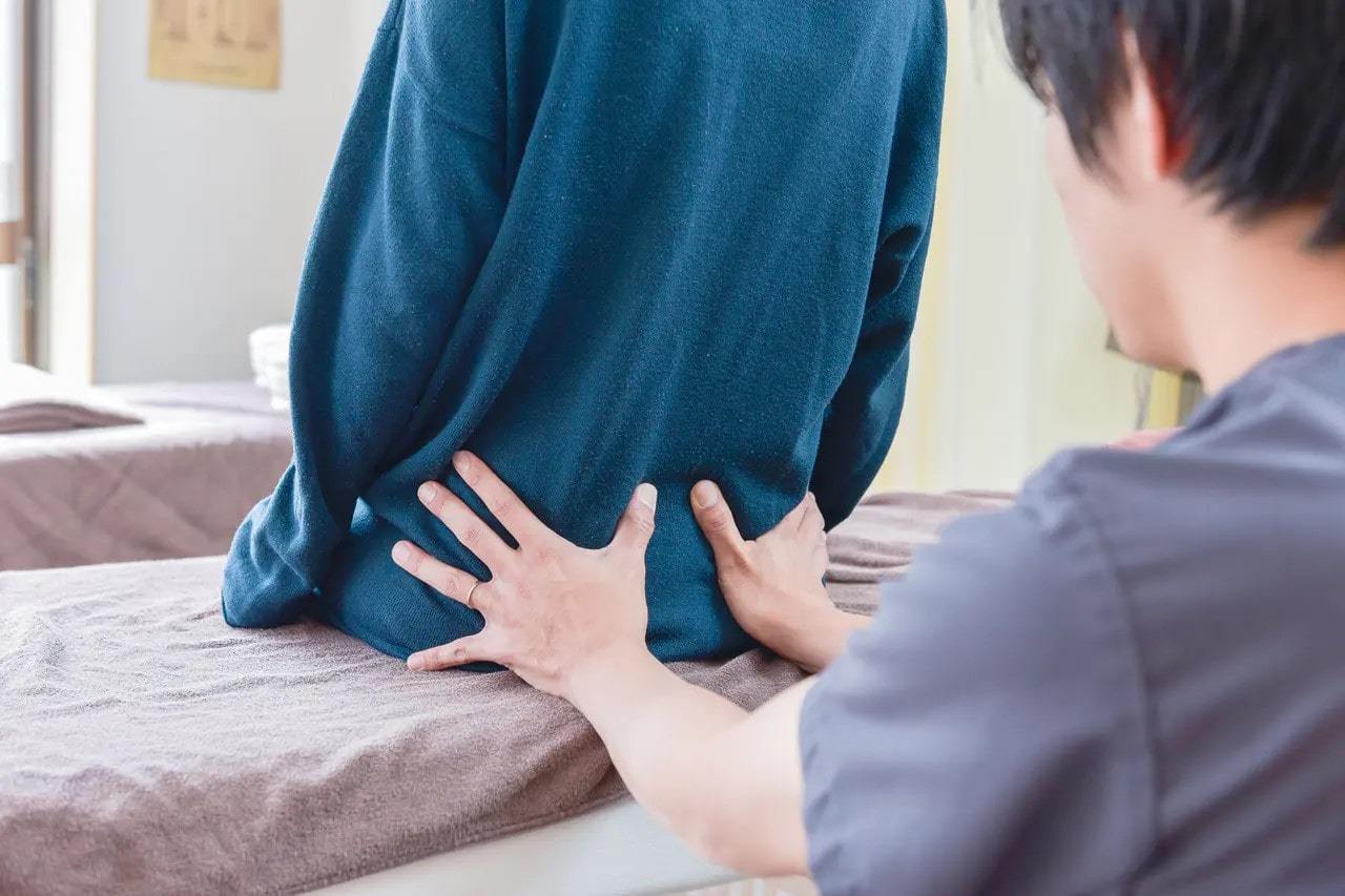 骨盤の歪みを測定